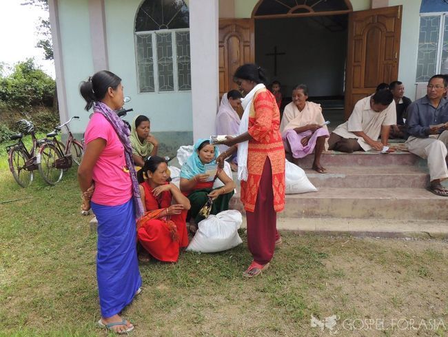 Gospel for Asia-supported workers told flood victims about the hope found in Christ.