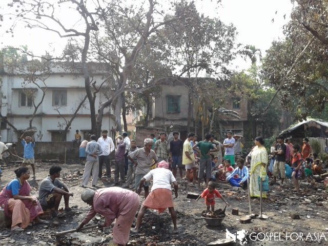 Slum Fire Destroys Homes