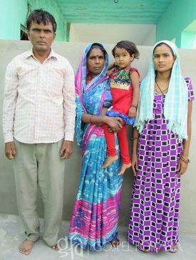 Sisters of Compassion minister in leprosy colony