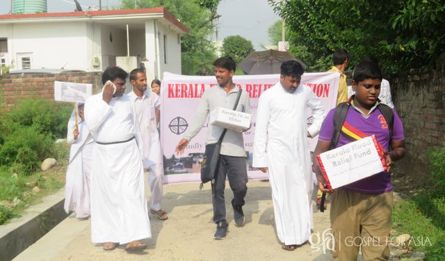 Rally Brings Community Together on Behalf of tjose affected by Kerala Flood