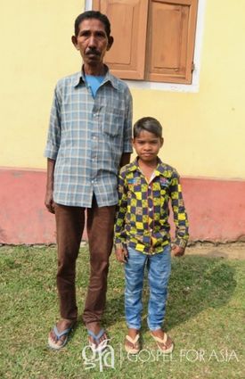 Japa, born mute, lost his mother at one year old. His father did not know how to help him. Japa received healing through the prayers of a Gospel for Asia supported Women's Fellowship.