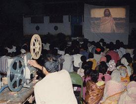 Read more about the article Villagers Enjoy an Evening of Films